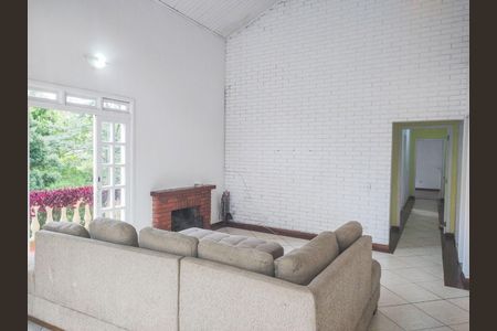 9_photo/94cfaa1bf9.9b0e853e47463488-ATLAS-7f3bfc80-83de-43e8-bfae-2b5074a3c2fa.jpg de casa de condomínio à venda com 3 quartos, 170m² em Parque Sao Paulo, Cotia