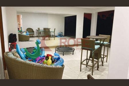 28_photo/94cfaa1c0b.d860d137df15aeab-ATLAS-df092daa-766c-4393-8c48-d013f2b19a95.jpg de casa à venda com 4 quartos, 260m² em Parque Sao Paulo, Cotia