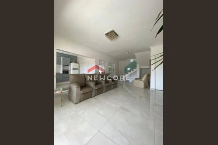 5_photo/94cfaa1c73.81c488c884db3593-ATLAS-2c8f8c66-1f07-45c8-8cc1-ded68892a4c6.jpg de casa à venda com 5 quartos, 302m² em Parque Sao Paulo, Cotia