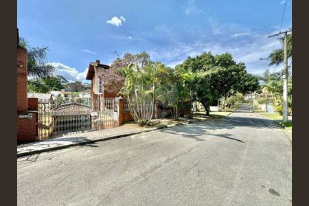 11_photo/94cfaa1d83.0ed93356e1043641-ATLAS-1fafb66d-ab3a-48ba-ac78-e6dbc8bc448a.jpg de casa de condomínio para alugar com 5 quartos, 650m² em Parque Dom Henrique, Cotia