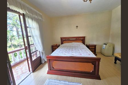 7_photo/94cfaa1db7.719fbdc320448c84-ATLAS-a5f8794f-3c65-4cfc-89b9-b723aaf188e7.jpg de casa à venda com 4 quartos, 268m² em Parque Dom Henrique, Cotia