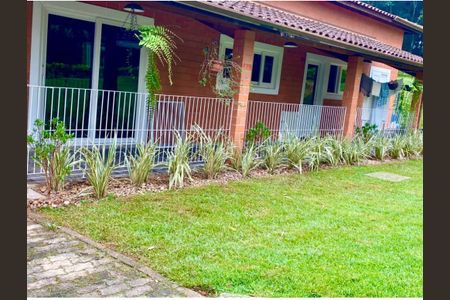 34_photo/94cfaa2b93.4dd7d17537f926b6-ATLAS-9b7e86a1-765c-4e45-b98d-7e2c5e43ffa4.jpg de casa à venda com 5 quartos, 650m² em Condomínio Meu Recanto, Embu das Artes