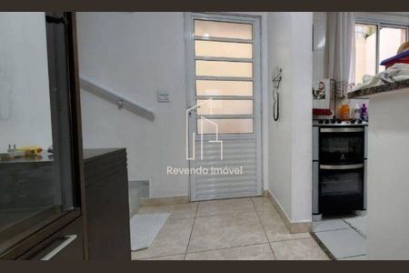 4_photo/94cfaa4219.dac8e17e374b8a1d-ATLAS-12a7f9df-7846-4b37-a7fe-ca2e2ab67793.jpg de casa à venda com 2 quartos, 90m² em Jardim Ipes, Cotia