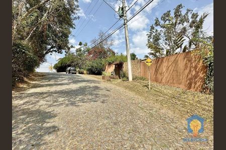 2_photo/94cfaa42c1.70d34e1d457a0501-ATLAS-1e5c46a9-1b58-4aff-9faf-b3d5ee9d7b4e.jpg de casa à venda com 4 quartos, 355m² em Rio Cotia, Cotia