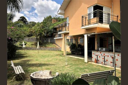 9_photo/94cfaa4351.e1489b31bea9b081-ATLAS-b76b9c46-a41b-4fb1-a17d-9be00ccad745.jpg de casa à venda com 4 quartos, 431m² em Paisagem Renoir, Cotia