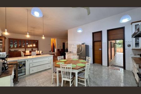 8_photo/94cfaa44ff.72c99cad9401b729-ATLAS-2c0e4d8b-5270-49c7-b457-dd618594dfe9.jpg de casa à venda com 3 quartos, 600m² em Jardim Ipes, Cotia