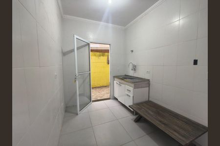 7_photo/94cfaa459d.bf9ec29034c3b782-ATLAS-64c8f3d6-8ccf-43ae-8a48-fcec7b09b153.jpg de casa à venda com 2 quartos, 48m² em Rio Cotia, Cotia