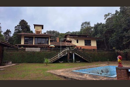 5_photo/94cfaa553f.4a7708b419391496-ATLAS-b2a3b1a5-ec9e-4aeb-85f1-c1407659b251.jpg de casa à venda com 6 quartos, 1000m² em Bosque Capuava, Embu das Artes