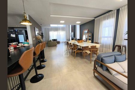 14_photo/94cfaa55d3.8a706a3c1c8a5b40-ATLAS-2219af6b-191b-4fd3-917d-10bb15b65548.jpg de casa à venda com 4 quartos, 410m² em Mundo Real, Embu das Artes