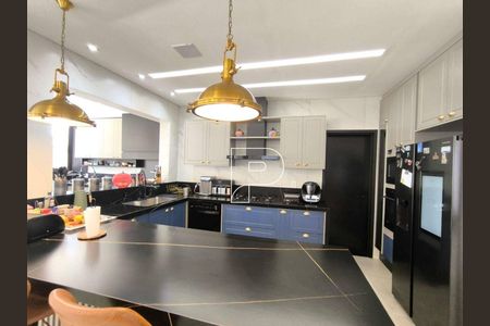 17_photo/94cfaa55d3.8a706a3c1c8a5b40-ATLAS-7314adfc-98b8-42f9-9f48-aefd4999effd.jpg de casa à venda com 4 quartos, 410m² em Mundo Real, Embu das Artes