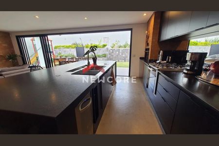 18_photo/94cfaa569f.821bca6a381fcd78-ATLAS-aa5bdc60-4ab5-4b43-8800-126e4ebafca0.jpg de casa de condomínio à venda com 4 quartos, 390m² em Mundo Real, Embu das Artes