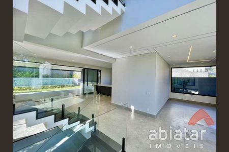6_photo/94cfaa56c7.6ba4ef9df26df2e3-ATLAS-32613020-23c1-4cc2-b1e8-7e14283b914a.jpg de casa à venda com 4 quartos, 394m² em Mundo Real, Embu das Artes