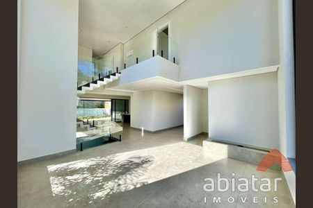 8_photo/94cfaa56c7.6ba4ef9df26df2e3-ATLAS-366e15ab-7085-42c3-b4b6-5f002018cea4.jpg de casa à venda com 4 quartos, 394m² em Mundo Real, Embu das Artes