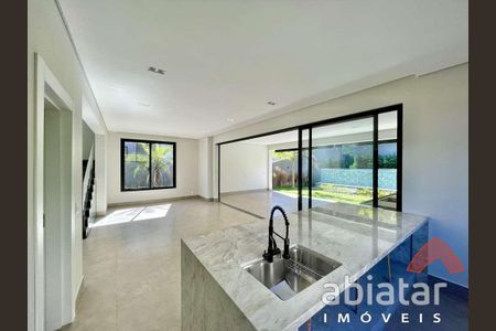 11_photo/94cfaa56c7.6ba4ef9df26df2e3-ATLAS-4d5108d1-2b1b-42e7-b346-0de9d7e7e0a7.jpg de casa à venda com 4 quartos, 394m² em Mundo Real, Embu das Artes