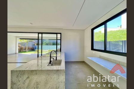 48_photo/94cfaa56c7.6ba4ef9df26df2e3-ATLAS-d62fff3d-da48-4712-a7a2-9146a39ccdb1.jpg de casa de condomínio à venda com 4 quartos, 394m² em Mundo Real, Embu das Artes