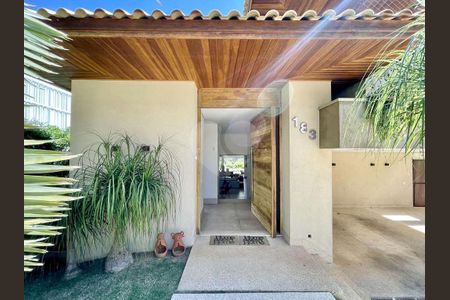 4_photo/94cfaa58b1.786c4abf0a136510-ATLAS-187d67e7-ac0f-4ead-91b6-e06c96d47af5.jpg de casa à venda com 5 quartos, 350m² em Rio Cotia, Cotia
