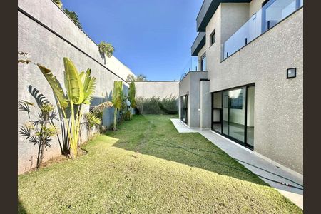 43_photo/94cfaa58e5.b9b7162baa560680-ATLAS-529f0019-ec49-497a-af6a-0582c2f99b85.jpg de casa de condomínio à venda com 3 quartos, 374m² em Rio Cotia, Cotia