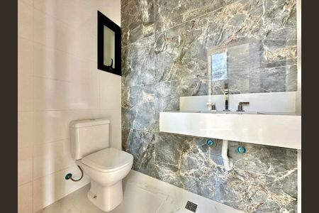 8_photo/94cfaa58e5.b9b7162baa560680-ATLAS-9e3ae2f4-86ef-4153-985a-a2409caeb729.jpg de casa de condomínio à venda com 3 quartos, 374m² em Rio Cotia, Cotia