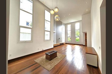 21_photo/94cfaa5981.859d3ea7f11d789b-ATLAS-938091b2-6f22-49b0-8a4a-37f676c43e4d.jpg de casa à venda com 3 quartos, 350m² em Rio Cotia, Cotia