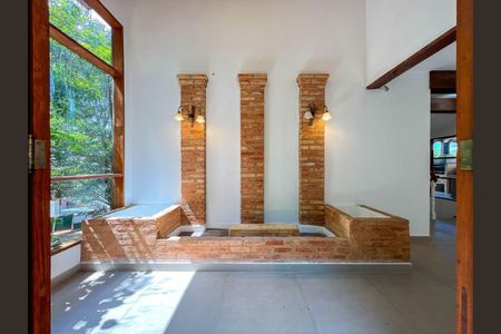 16_photo/94cfaa59c1.0473144d3f262afb-ATLAS-0bbd3601-d43b-4c96-bb9f-cd68a3d2a122.jpg de casa de condomínio à venda com 4 quartos, 600m² em Rio Cotia, Embu das Artes