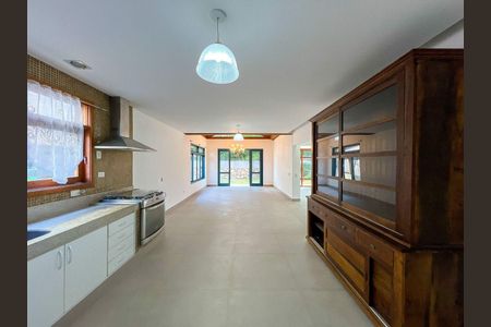 12_photo/94cfaa59c1.0473144d3f262afb-ATLAS-eba0825a-84cd-4439-96e1-e12d206c9f60.jpg de casa de condomínio à venda com 4 quartos, 600m² em Rio Cotia, Embu das Artes