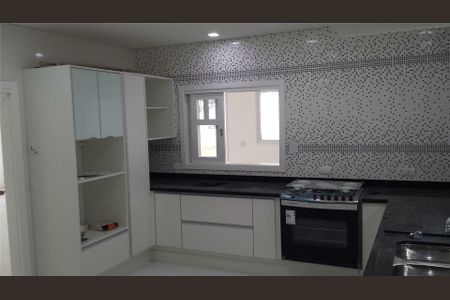 4_photo/94cfaa59c1.e1d2c46bde3eb79c-ATLAS-076224d9-25d0-4aa8-8b43-87c3a424f036.jpg de casa de condomínio à venda com 4 quartos, 400m² em Rio Cotia, Cotia