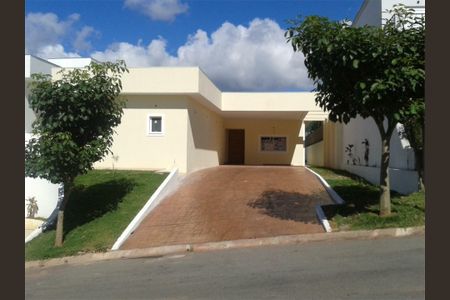 3_photo/94cfaa59c1.e1d2c46bde3eb79c-ATLAS-865db6ae-2cf6-4110-a6e9-29f047a633bb.jpg de casa de condomínio à venda com 4 quartos, 400m² em Rio Cotia, Cotia