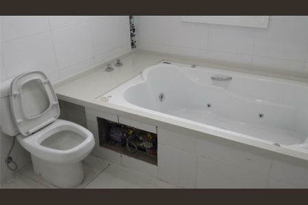 6_photo/94cfaa59c1.e1d2c46bde3eb79c-ATLAS-b99bd56c-b342-4fd0-9b53-69ef116ff79c.jpg de casa de condomínio à venda com 4 quartos, 400m² em Rio Cotia, Cotia