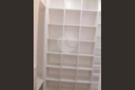 67_photo/94cfaa59d7.f5994e8b2021a887-ATLAS-2ba207ec-4eaa-4310-8942-65936317a3bd.jpg de casa de condomínio para alugar com 4 quartos, 420m² em Rio Cotia, Embu das Artes