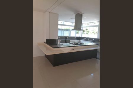 39_photo/94cfaa59d7.f5994e8b2021a887-ATLAS-2ef51c68-6148-43d5-9a69-e6321e3cb4b0.jpg de casa de condomínio para alugar com 4 quartos, 420m² em Rio Cotia, Embu das Artes