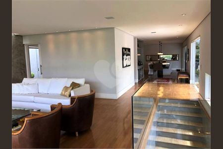 6_photo/94cfaa59ef.32a8019b0364636a-ATLAS-1a481076-ce67-4836-bf78-c5f2d61c7326.jpg de casa à venda com 4 quartos, 525m² em Rio Cotia, Cotia