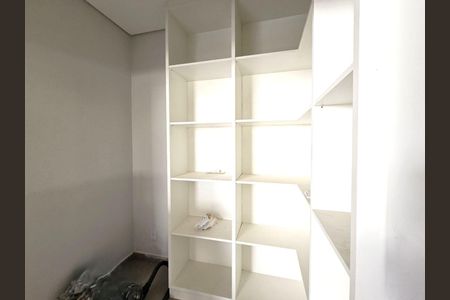 1_photo/94cfaa5a21.adea7a1cd79bc600-ATLAS-8ce5a6e2-4759-4e9f-a24f-1656420e74a0.jpg de casa de condomínio à venda com 4 quartos, 370m² em Rio Cotia, Cotia