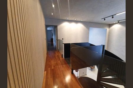 8_photo/94cfaa5a25.07f29284d16cc936-ATLAS-cd4f0948-d2c6-4b8d-80b7-ff9ff5bf2d01.jpg de casa à venda com 4 quartos, 422m² em Rio Cotia, Cotia