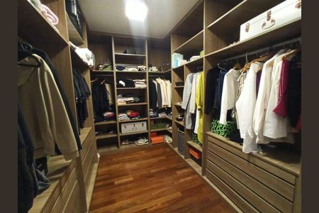 15_photo/94cfaa5a25.07f29284d16cc936-ATLAS-e2e0618f-cd64-43ef-a3ca-47c2759f0344.jpg de casa à venda com 4 quartos, 422m² em Rio Cotia, Cotia