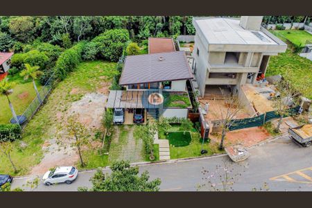 2_photo/94cfaa5a25.c4a86b3c211625c7-ATLAS-18b5ef8a-6682-4ee0-aa66-70fcd3e1ae1b.jpg de casa à venda com 3 quartos, 338m² em Rio Cotia, Cotia