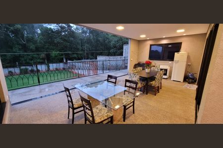 8_photo/94cfaa5a25.e17343cf5b702f60-ATLAS-2e3a01a8-4e82-4234-8f98-a1bca4594b87.jpg de casa de condomínio à venda com 3 quartos, 308m² em Rio Cotia, Cotia