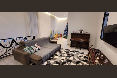 11_photo/94cfaa5a25.e17343cf5b702f60-ATLAS-55d92378-9baf-4fad-ae08-ba5a42da655b.jpg de casa de condomínio à venda com 3 quartos, 308m² em Rio Cotia, Cotia