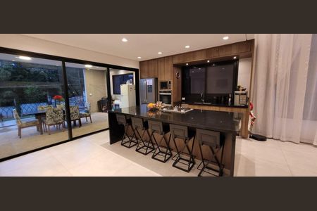 6_photo/94cfaa5a25.e17343cf5b702f60-ATLAS-b03ae6a8-aed5-4123-8d15-0bb1c63d1c5e.jpg de casa de condomínio à venda com 3 quartos, 308m² em Rio Cotia, Cotia