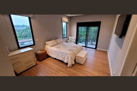 8_photo/94cfaa5a25.e17343cf5b702f60-ATLAS-eb8530fb-6592-40db-a66e-d8c705b59d28.jpg de casa de condomínio à venda com 3 quartos, 308m² em Rio Cotia, Cotia