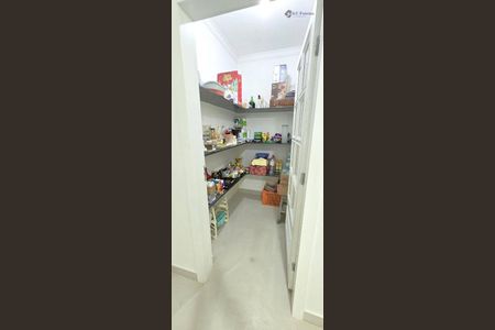 5_photo/94cfaa5b8b.ab90d9c07dc01a87-ATLAS-97f8a8a7-daa0-4fa8-8c68-1dde0d2505a8.jpg de casa à venda com 3 quartos, 440m² em Paisagem Renoir, Cotia