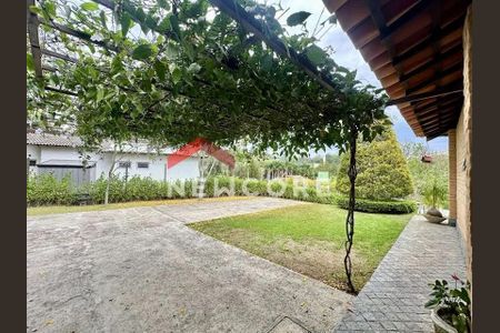 2_photo/94cfaa5bf5.b86b5f5e8a2bcc97-ATLAS-00f0d7bf-9a62-4a11-bddb-5b4135eec478.jpg de casa à venda com 2 quartos, 184m² em Rio Cotia, Cotia