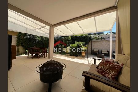 24_photo/94cfaa5d6f.56f87905458f71eb-ATLAS-ef36c7d0-56aa-4cde-a7da-475c0fd3db60.jpg de casa de condomínio à venda com 4 quartos, 258m² em Rio Cotia, Cotia