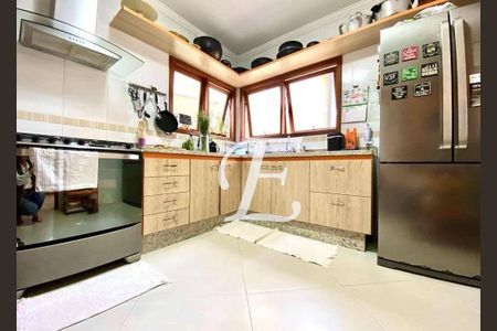 7_photo/94cfaa5d85.04a823dc9d4d949a-ATLAS-8d5191e3-b70b-4f12-8221-adf6b07f1f65.jpg de casa de condomínio à venda com 4 quartos, 326m² em Moinho Velho, Cotia