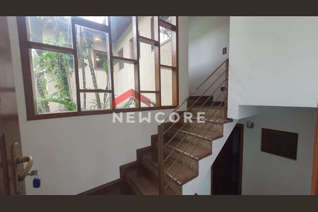 8_photo/94cfaa5dff.93b8fa184532727f-ATLAS-63a553f3-2121-423e-8eb4-3c3d79151a1a.jpg de casa de condomínio à venda com 4 quartos, 240m² em Rua dos Cravos, 113, Cotia