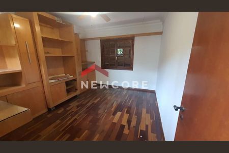 10_photo/94cfaa5dff.93b8fa184532727f-ATLAS-6de54ceb-0316-4f2b-a114-99e4aa50a4d0.jpg de casa de condomínio à venda com 4 quartos, 240m² em Rua dos Cravos, 113, Cotia