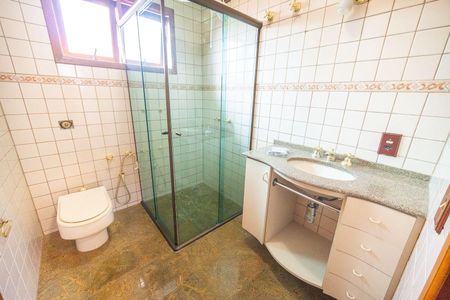 11_photo/94cfaa5e15.8d1d596cf1356774-ATLAS-c218f3fd-650b-4baa-b445-7b41ddf967d4.jpg de casa à venda com 4 quartos, 240m² em Algarve, Cotia