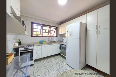 7_photo/94cfaa5e55.93b8fa184532727f-ATLAS-4ddc9b0d-05be-4c55-b61d-43389f61d545.jpg de casa à venda com 3 quartos, 390m² em Algarve, Cotia