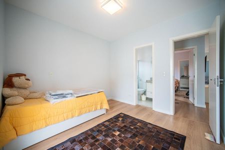 5_photo/94cfaa5e5d.7da11293e5e8925f-ATLAS-274a0d93-2ba1-4e8a-be79-2a89adf624dd.jpg de casa de condomínio à venda com 4 quartos, 270m² em Rio Cotia, Cotia