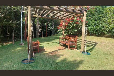 7_photo/94cfaa5e5d.7da11293e5e8925f-ATLAS-47334a6d-3ca6-442a-9d70-7be5e5a572c5.jpg de casa de condomínio à venda com 4 quartos, 270m² em Rio Cotia, Cotia