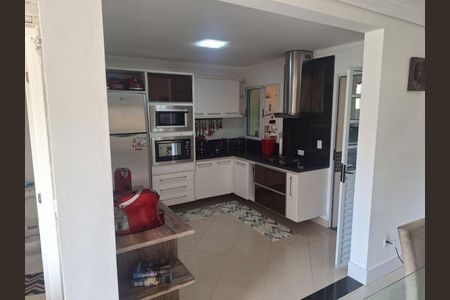 12_photo/94cfaa5ebb.1342f91cd7f9bf1c-ATLAS-7758c08b-8d39-4a19-8f02-32d6d0bf89a3.jpg de casa para alugar com 3 quartos, 93m² em Rio Cotia, Cotia